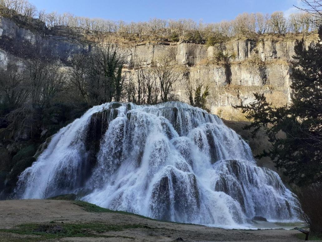 Gite Le Bout Du Monde Baume-les-Messieurs Exterior foto
